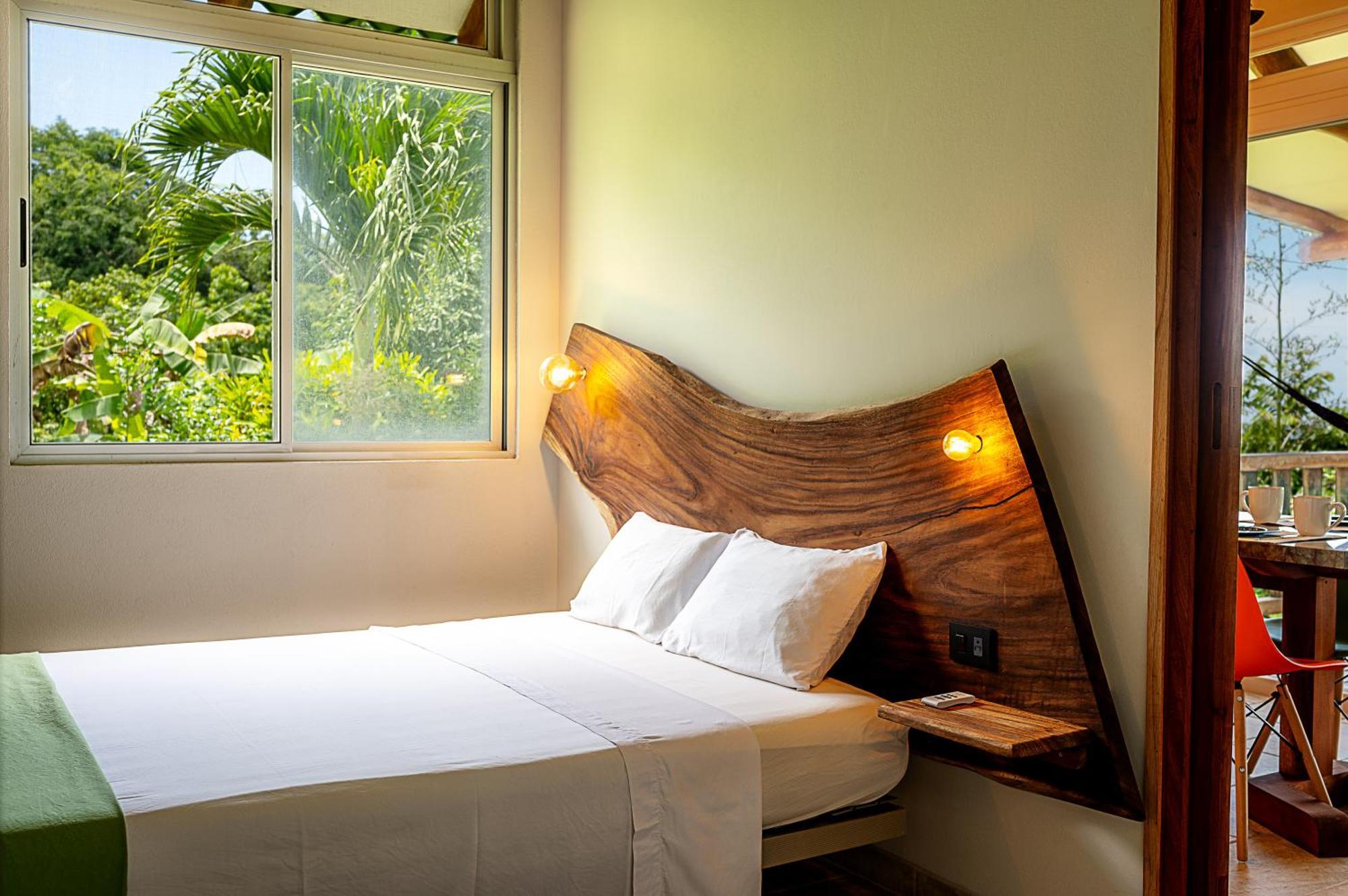 Bed and Breakfast Casa Laureles Playa Bejuco  Экстерьер фото