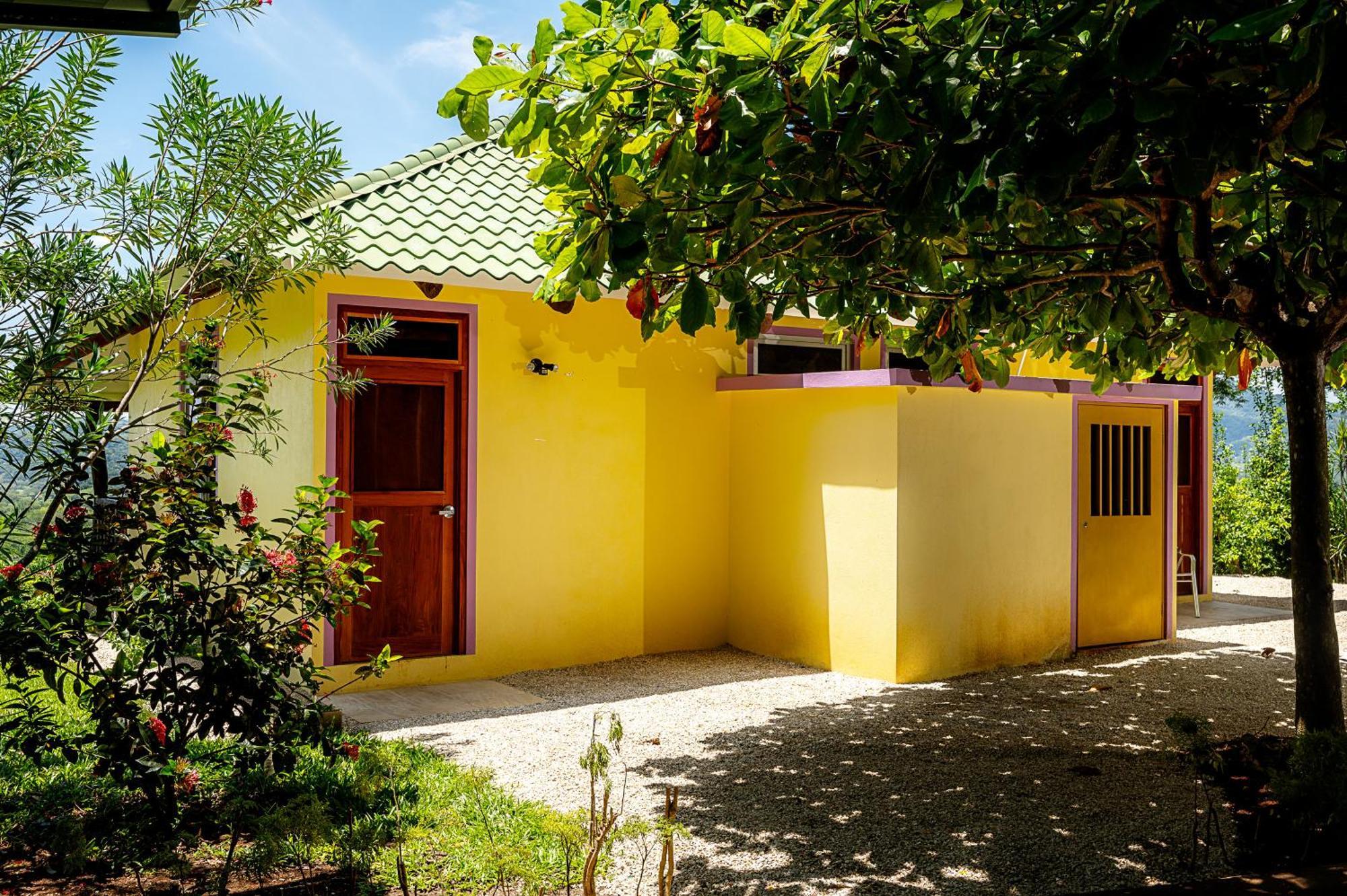 Bed and Breakfast Casa Laureles Playa Bejuco  Экстерьер фото